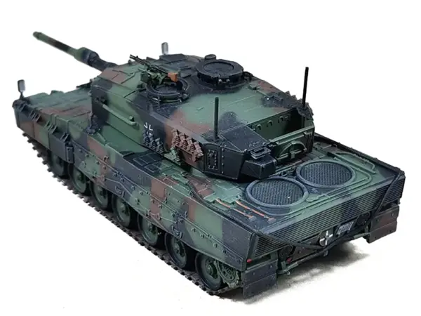 Leopard 2A4 Main Battle Tank with Snorkel "NATO Camouflage" German Army "Armor Premium" Series 1/72 Diecast Model by Panzerkampf #5