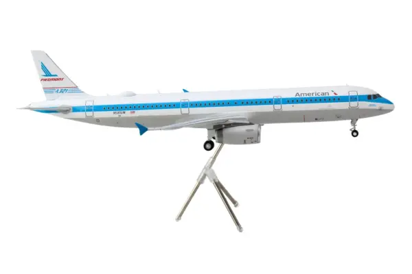 Airbus A321 Commercial Aircraft "American Airlines - Piedmont" (N581UW) White with Blue Stripes "Gemini 200" Series 1/200 Diecast Model Airplane by GeminiJets #3