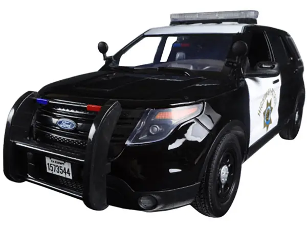 2015 Ford PI Utility Interceptor CHP California Highway Patrol 1/18 Diecast Model Car by Motormax #2
