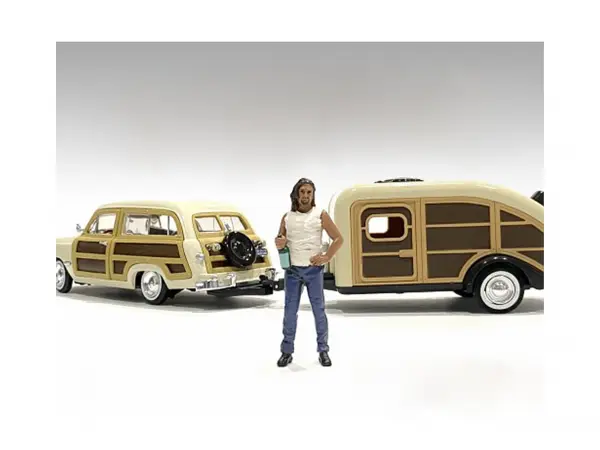 "Campers" Figure 3 for 1/24 Scale Models by American Diorama #1
