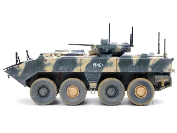 Bumerang (Object K-17) IFV (Infantry Fighting Vehicle) "Russian Army" Mixed Camouflage "Armor Premium" Series 1/72 Diecast Model by Panzerkampf #2