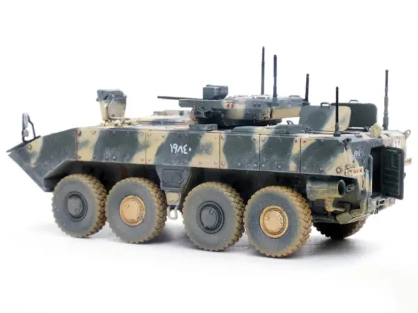 Bumerang (Object K-17) IFV (Infantry Fighting Vehicle) "Russian Army" Mixed Camouflage "Armor Premium" Series 1/72 Diecast Model by Panzerkampf #3