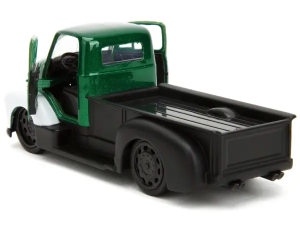 1952 Chevrolet COE Pickup Truck Green Metallic and Black and Green Lantern Diecast Figure "DC Comics" "Hollywood Rides" Series 1/32 Diecast Model Car by Jada #4