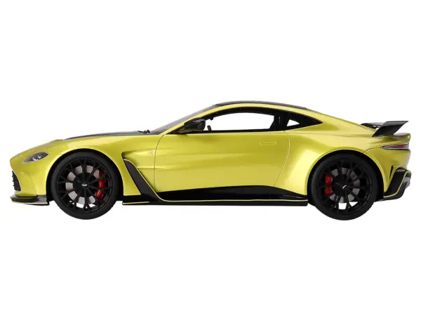 2022 Aston Martin V12 Vantage RHD (Right Hand Drive) Cosmopolitan Yellow with Black Hood and Top 1/18 Model Car by Top Speed #3