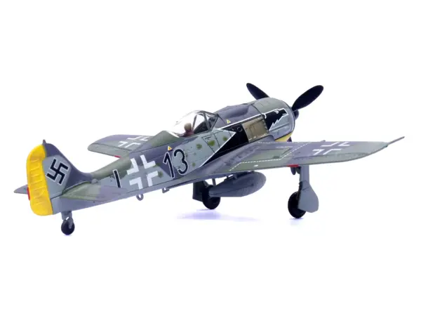 Focke-Wulf Fw 190A Aircraft "Black 13 8./JG 2 Richthofen France" (1943) German Luftwaffe 1/72 Diecast Model Airplane by Legion #3