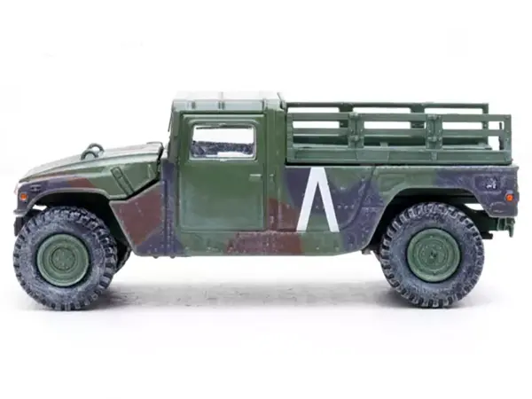 M998 HMMWV "8th Battalion 4th Air Defense Regiment 101st Airborne Division Gulf War" (1991) United States Army "Military Miniature" Series 1/64 Diecast Model by Panzerkampf #2