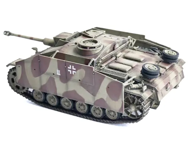 Germany StuG III Ausf. G "Early Production" with Schurzen Tank "Pz.Gren.Div. Totenkopf Kursk" (1943) "NEO Dragon Armor" Series 1/72 Plastic Model by Dragon Models #3