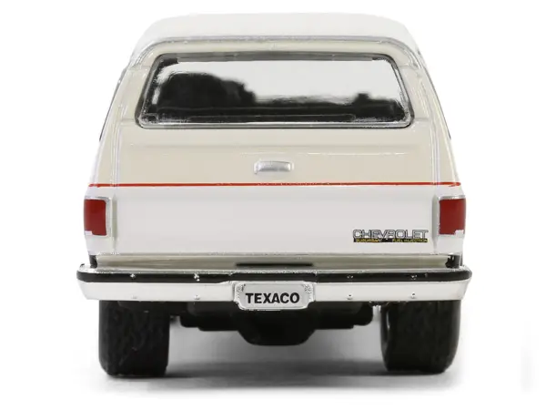 1990 Chevrolet Suburban "Texaco" Cream and White "Texaco Special Edition" Series 1 1/64 Diecast Model Car by Greenlight #4