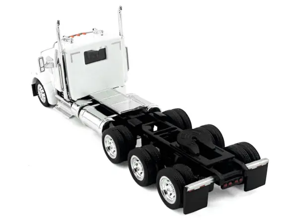 Kenworth W990 3-Axel Day Cab White 1/87 (HO) Plastic Model Car by HO Logistics #3