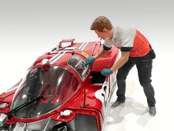 "Race Crew" Figure #6 for 1/18 scale models by American Diorama #2