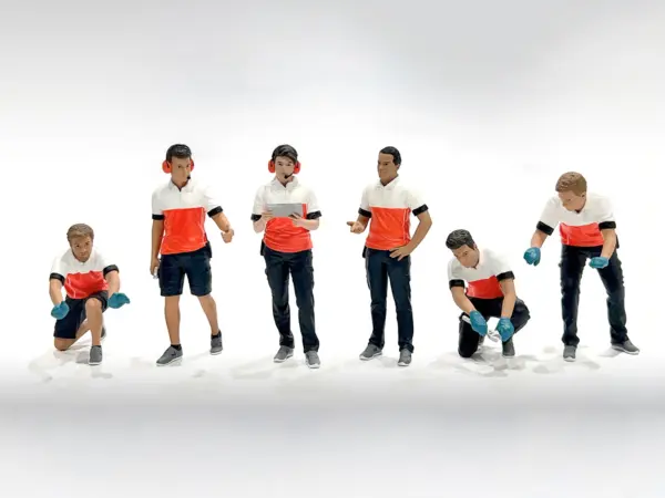 "Race Crew" 6 piece Figure Set for 1/18 scale models by American Diorama #2