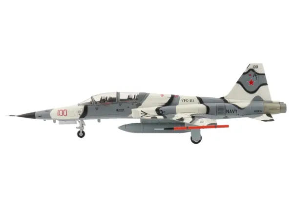 Northrop F-5F Tiger II Aircraft "810834 Franken Tiger VFC-111 Sundowners" (2023) United States Navy "Air Power Series" 1/72 Diecast Model by Hobby Master #2