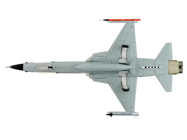 Northrop F-5F Tiger II Aircraft "810834 Franken Tiger VFC-111 Sundowners" (2023) United States Navy "Air Power Series" 1/72 Diecast Model by Hobby Master #4