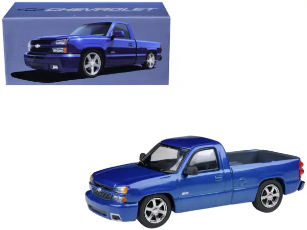 2006 Chevrolet Silverado 'Cateye' Pickup Truck Ming Blue Metallic 1/64 Diecast Model Car by Paragon Models #1