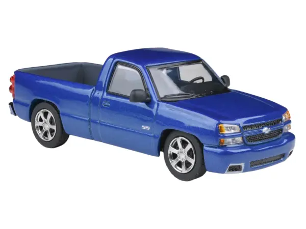 2006 Chevrolet Silverado 'Cateye' Pickup Truck Ming Blue Metallic 1/64 Diecast Model Car by Paragon Models #4