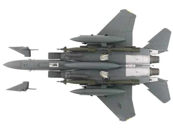 McDonnell Douglas F-15E Strike Eagle Fighter Aircraft "88-0705 90th Fighter Squadron Commanding Officer's Jet" (2005) United States Air Force "Air Power Series" 1/72 Diecast Model by Hobby Master #5