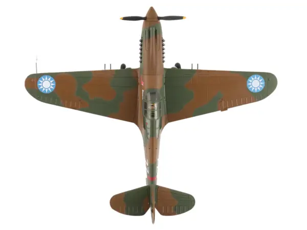 Curtiss P-40B Hawk 81-A2 Fighter-Bomber Aircraft "No.77 Robert Smith 3rd Pursuit Squadron" (1941) American Volunteer Group in China "Air Power Series" 1/48 Diecast Model by Hobby Master #4