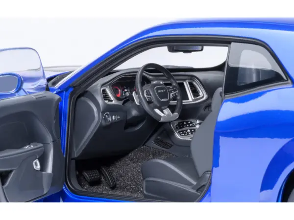 2022 Dodge Challenger SRT Jailbreak Indigo Blue Metallic with Carbon Stripes 1/18 Model Car by Autoart #4