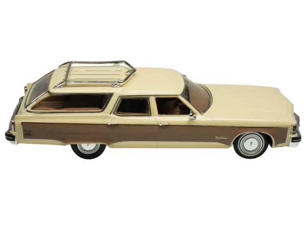 1976 Oldsmobile Custom Cruiser Cream Gold with Woodgrain Sides Limited Edition to 200 pieces Worldwide 1/43 Model Car by Goldvarg Collection #2