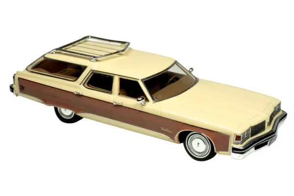 1976 Oldsmobile Custom Cruiser Cream Gold with Woodgrain Sides Limited Edition to 200 pieces Worldwide 1/43 Model Car by Goldvarg Collection #5