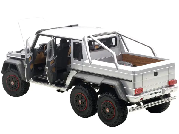 Mercedes G63 AMG 6X6 Silver 1/18 Model Car by Autoart #2