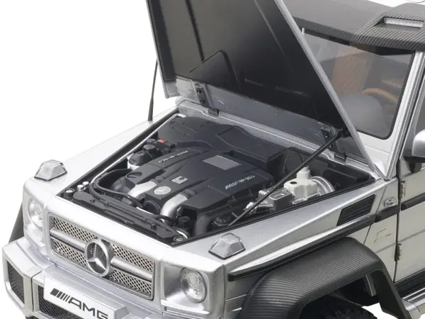 Mercedes G63 AMG 6X6 Silver 1/18 Model Car by Autoart #3