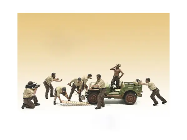 "4X4 Mechanic" 8 piece Figure Set for 1/18 scale models by American Diorama #1