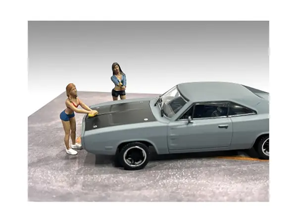 "Car Wash Girls" Set 2 Jessica and Jennifer 2 Piece Figure Set for 1/43 Scale Models by American Diorama #2