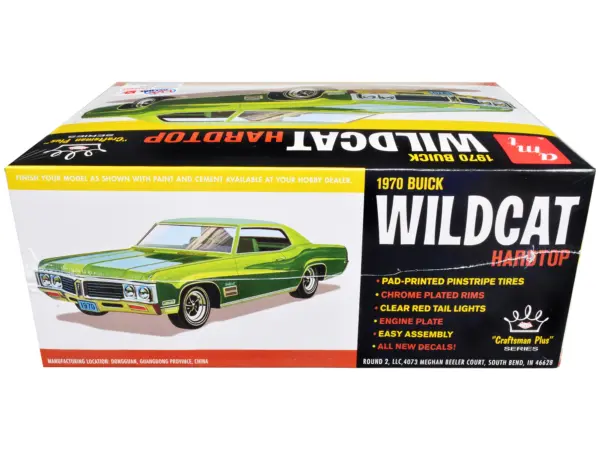 Skill 2 Model Kit 1970 Buick Wildcat Hardtop "Craftsman Plus" Series 1/25 Scale Model by AMT #3