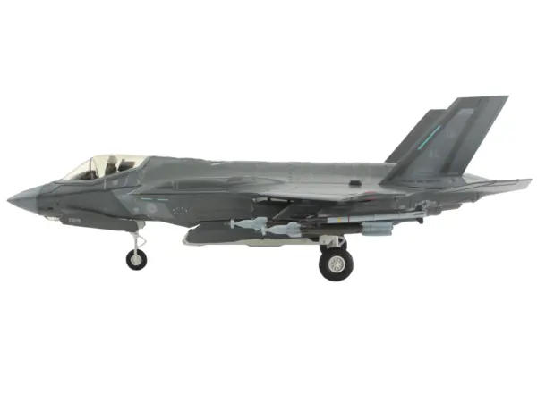 Lockheed Martin F-35A Lightning II Aircraft "100th Fighter Squadron Alabama Air National Guard" (2023) United States Air Force "Air Power Series" 1/72 Diecast Model by Hobby Master #2