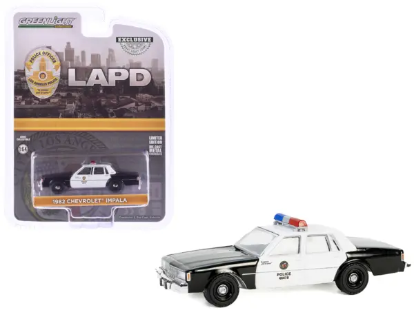 1982 Chevrolet Impala "LAPD (Los Angeles Police Department)" Black and White "Hobby Exclusive" Series 1/64 Diecast Model Car by Greenlight #1