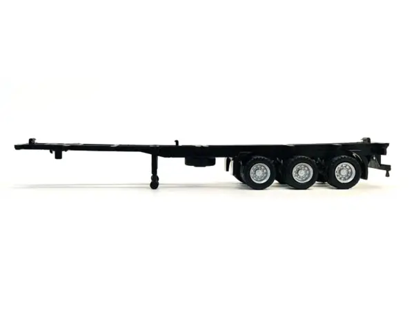 Container Chassis for 3-Axle 40ft Trailer 1/87 (HO) Plastic Model by Promotex #2