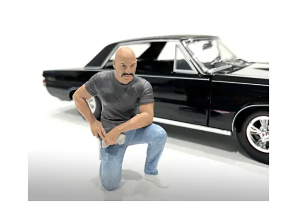 "Muscle Mechanics" Figure #6 for 1/18 Scale Models by American Diorama #2