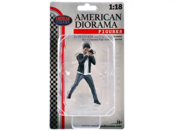 "Photographers" Figure #6 for 1/18 Scale Models by American Diorama #4