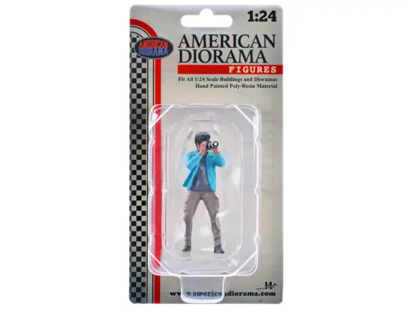 "Photographers" Figure #1 for 1/24 Scale Models by American Diorama #2