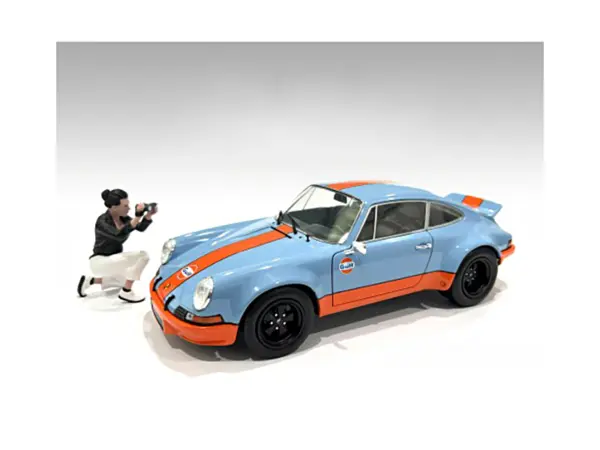 "Photographers" Figure #5 for 1/24 Scale Models by American Diorama #1