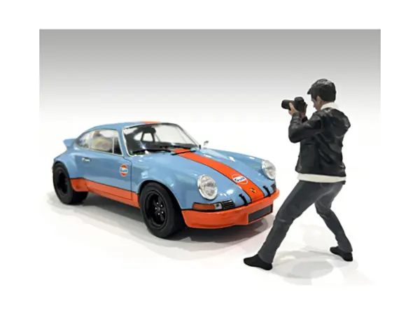 "Photographers" Figure #6 for 1/24 Scale Models by American Diorama #3