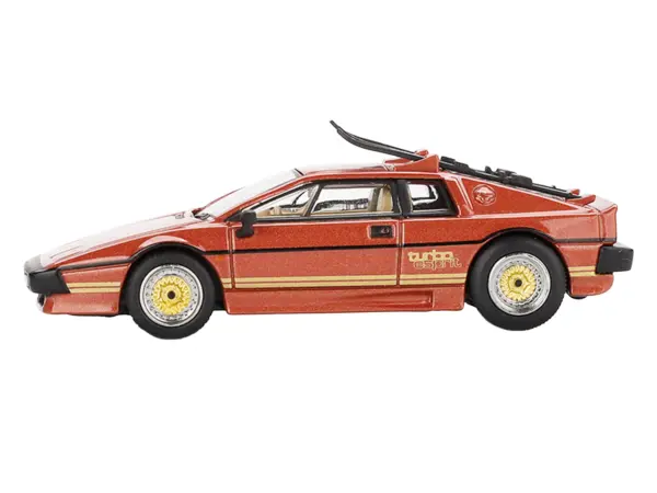 Lotus Esprit Turbo RHD (Right Hand Drive) Copper Fire Metallic with Skiis 007 James Bond "For Your Eyes Only" (1981) Movie Limited Edition 1/64 Diecast Model Car by Mini GT #2