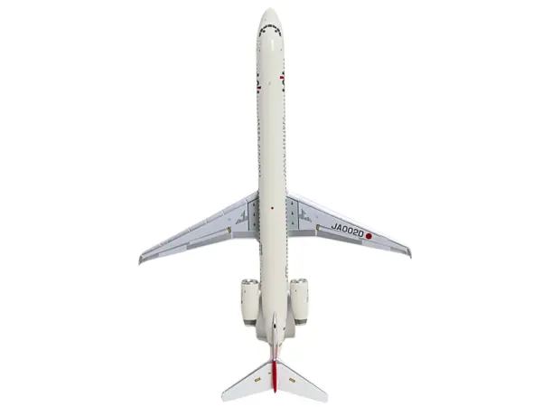 McDonnell Douglas MD-90 Commercial Aircraft "Japan Airlines" (JA002D) White with Red Tail "Gemini 200" Series 1/200 Diecast Model by GeminiJets #5
