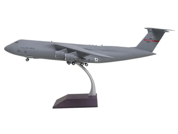 Lockheed C-5A Galaxy Transport Aircraft "68-0222 Martinsburg West Virginia Air National Guard" United States Air Force "Gemini 200" Series 1/200 Diecast Model by GeminiJets #2