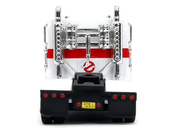 G1 Autobot Optimus Prime Truck White with Robot on Chassis from "Transformers" TV Series - "Ghostbusters" (1984) Movie Crossover "Hollywood Rides" Series Diecast Model by Jada #5