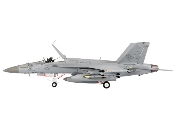 Boeing F/A-18E Super Hornet Aircraft "VFA-87 Golden Warriors USS George H. W. Bush" (2017) United States Navy 1/72 Diecast Model by JC Wings #2