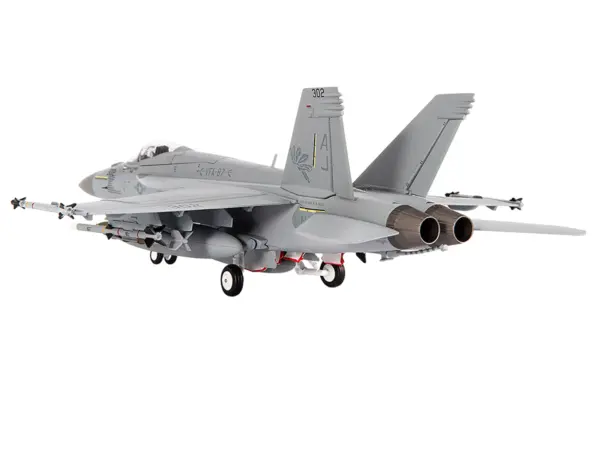 Boeing F/A-18E Super Hornet Aircraft "VFA-87 Golden Warriors USS George H. W. Bush" (2017) United States Navy 1/72 Diecast Model by JC Wings #4