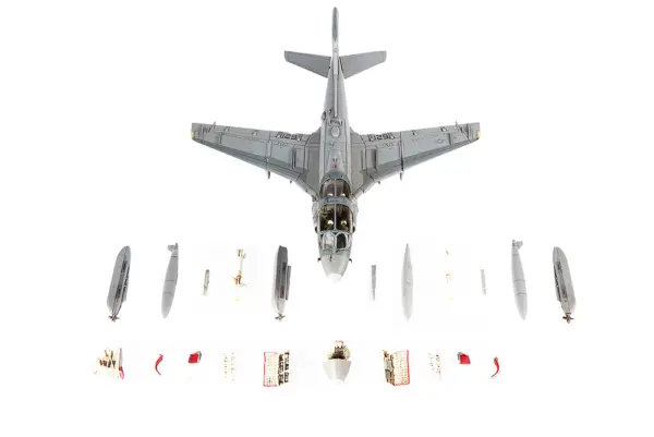 Grumman EA-6B Prowler Attack Aircraft "VAQ-141 Shadowhawks Desert Storm" (1991) United States Navy 1/72 Diecast Model by JC Wings #5