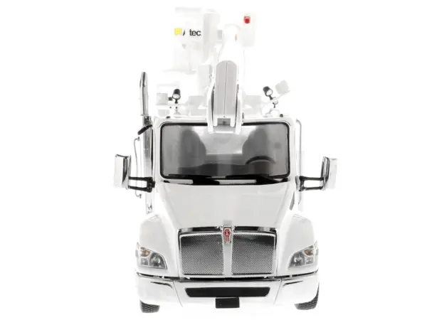Kenworth T380 with Altec AA55 Aerial Service Truck White "Transport Series" 1/32 Diecast Model by Diecast Masters #4