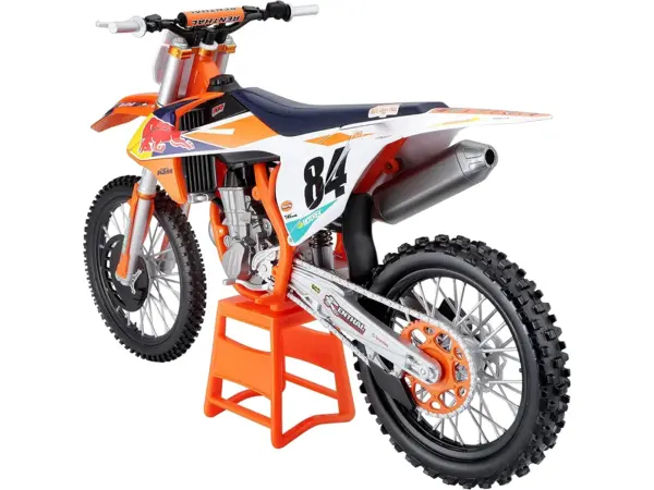 KTM 450 SX-F #84 Jeffrey Herlings "Red Bull KTM Factory Racing" (2018) 1/6 Diecast Motorcycle Model by Maisto #3