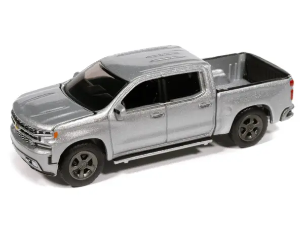 2019 Chevrolet Silverado High Country Pickup Truck Silver Ice Metallic "Muscle Trucks" Series 1/64 Diecast Model Car by Auto World #2