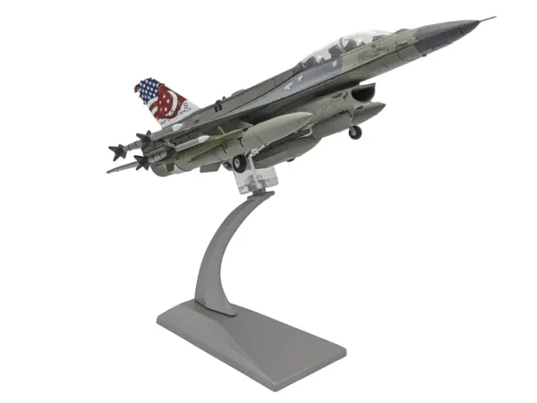 General Dynamics F-16D Fighting Falcon Fighter Aircraft "425th Fighter Squadron Best of Both Worlds Peace Carvin II 25th Anniversary Livery 56th Fighter Wing Luke AFB" (2018) United States Air Force 1/72 Diecast Model Airplane #3
