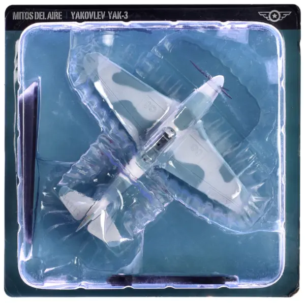 Yakovlev Yak-3 Fighter Aircraft "14th GvIAP VVS of the Baltic Fleet Semen Rogovoy" Soviet Air Force (1944) "Planes of World War II" Series 1/72 Diecast Model Airplane by Luppa #1