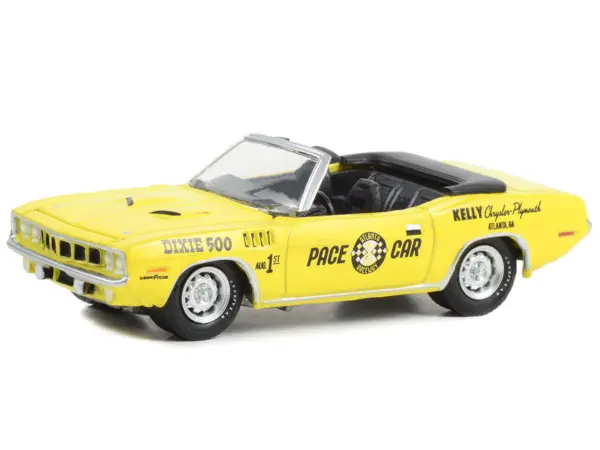 1971 Plymouth Barracuda Convertible "Dixie 500 Pace Car" Yellow "Hobby Exclusive" Series 1/64 Diecast Model Car by Greenlight #2